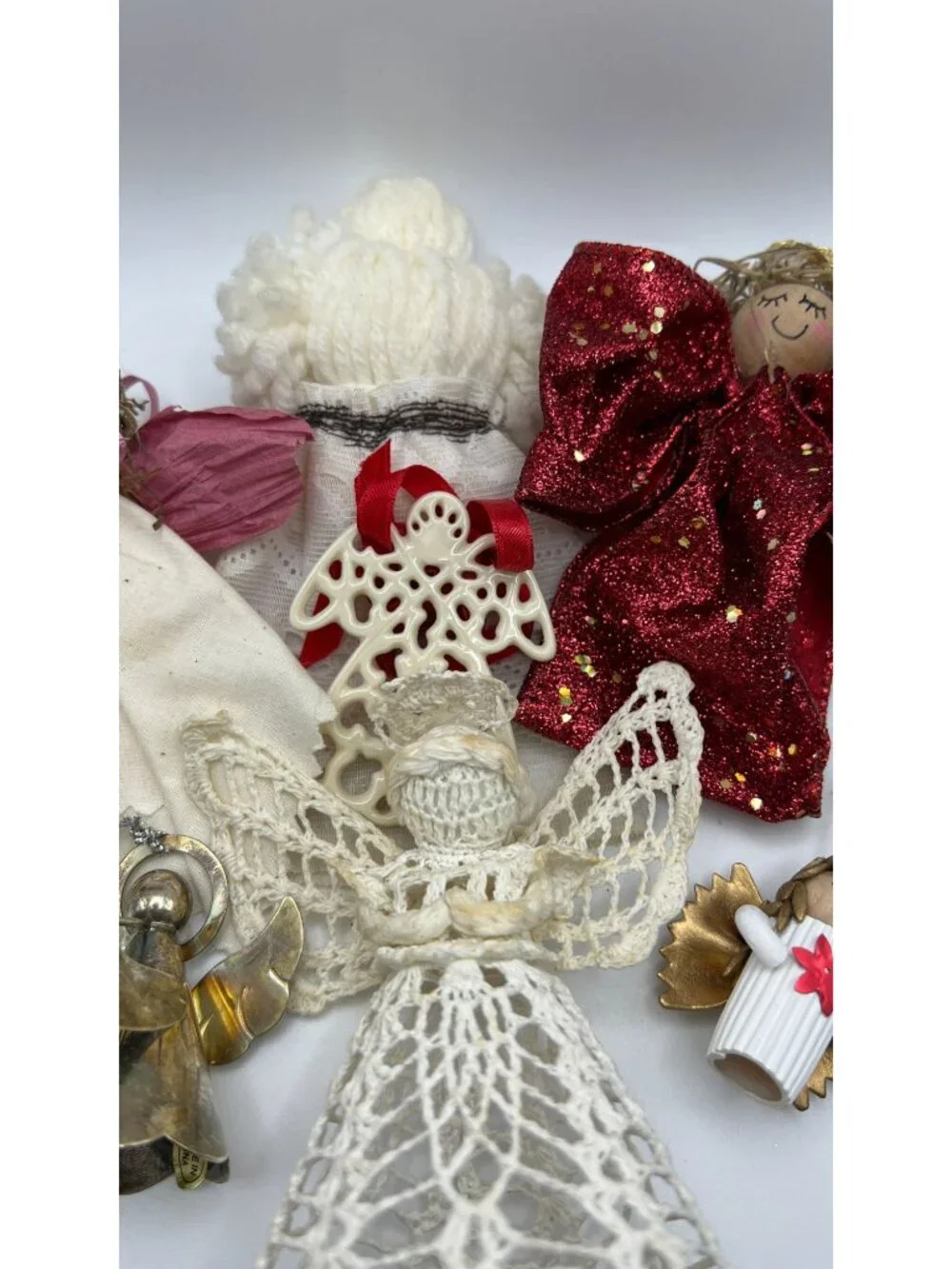 Set Of 6 Vintage Handmade Angel Ornaments In Crochet Fabric Metal & Glittered De - Picture 4 of 6